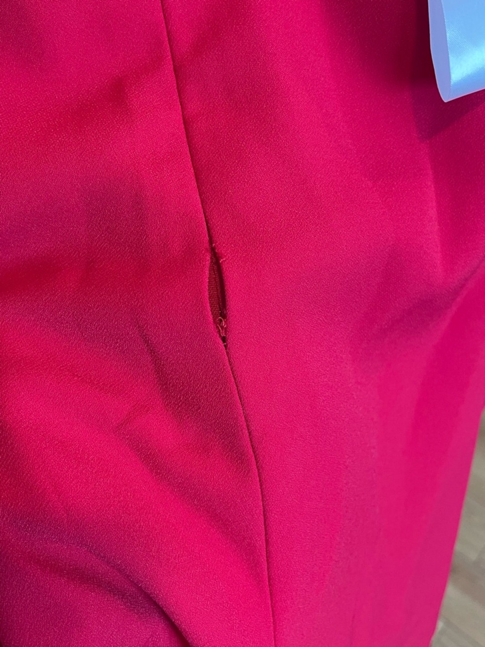 🧵DISCOUNT- BCBGMaxAzria Red Strapless Dress w Front Tie Detail 🧵 - Picture 7 of 7